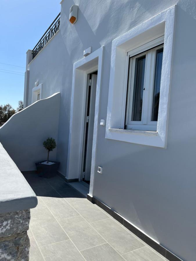Ether * Perivolos (Santorini)